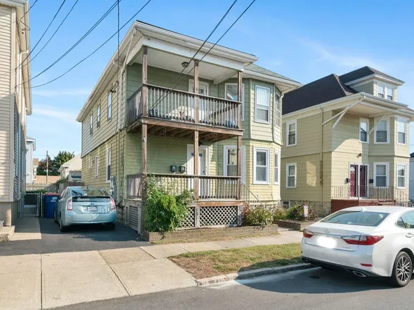 291 Hersom St, New Bedford, MA 02745