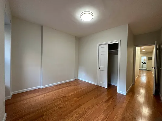 Rented by Oxford Property Group | media 13