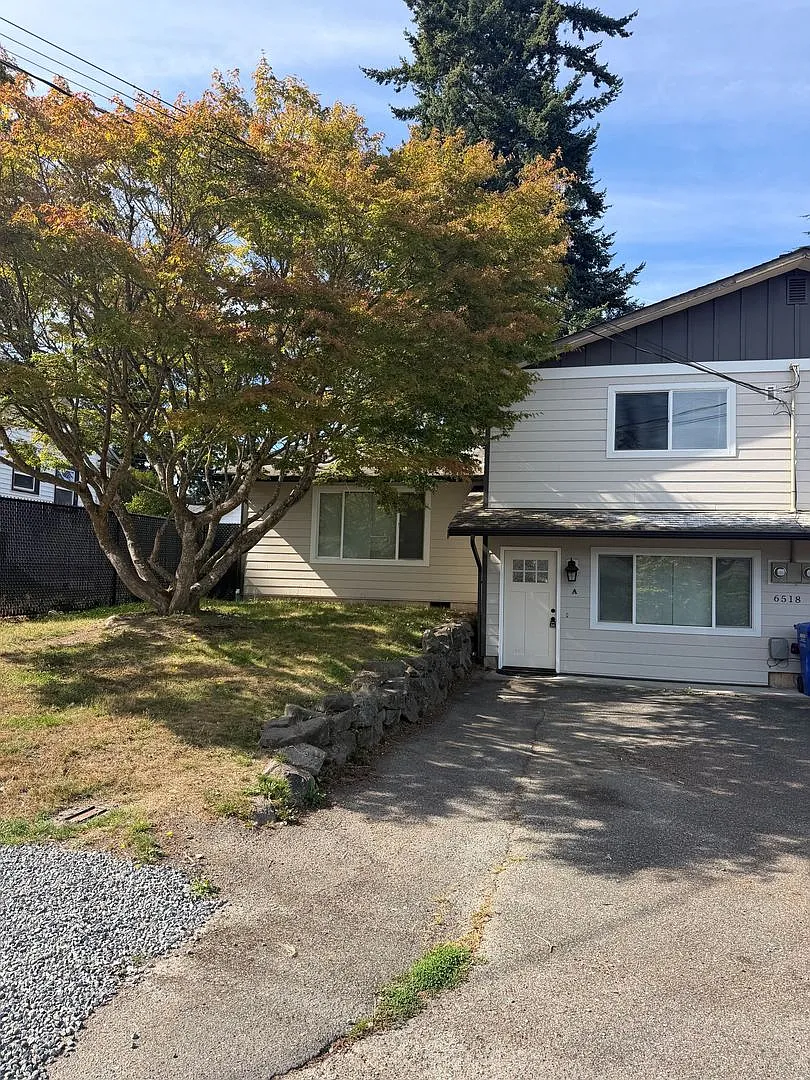 6518 Elliott Way — Photo 1