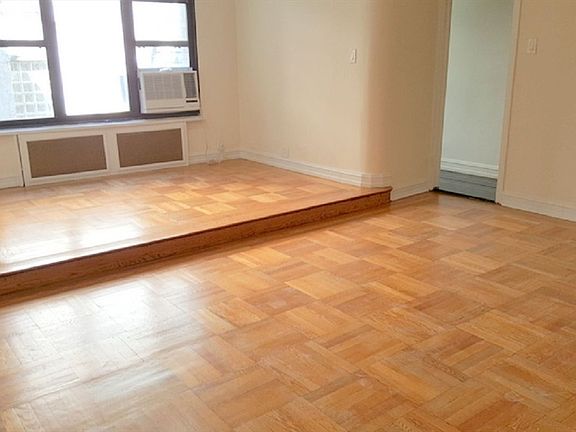 2nd image of 235 E 46th St APT 4a