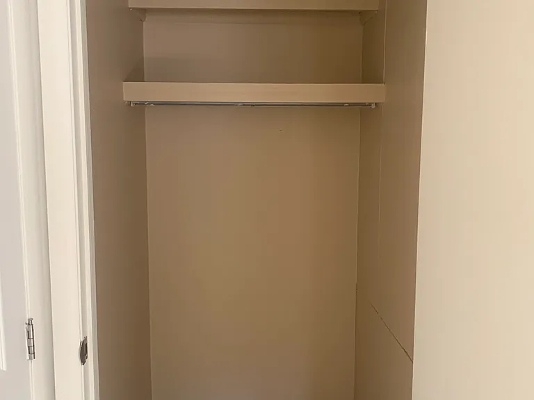 116 W 1st St #2 — Photo 14