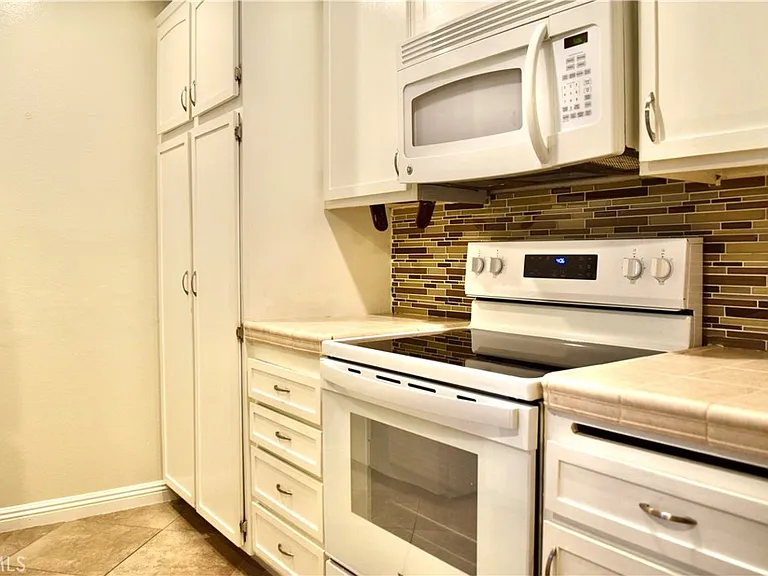 24525 Trevino Dr #24525U2 — Photo 11