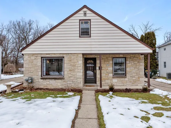 7022 Auburn AVENUE, Wauwatosa, WI 53213