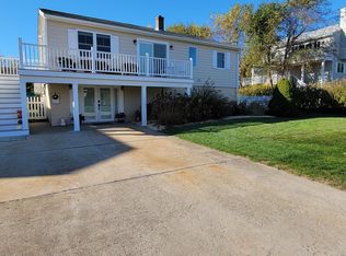 20 Clifford Dr, Westerly, RI 02891