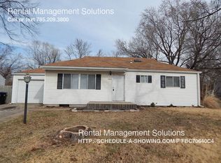 5606 SW 14th St, Topeka, KS 66604