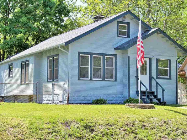 1410 25th St, Rock Island, IL 61201