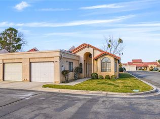 19144 Cedar Dr, Apple Valley, CA 92308