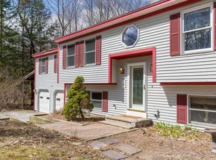 60 Farrington Rd, Gorham, ME 04038