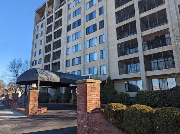 55 River Road #5H, Manchester, NH 03104
