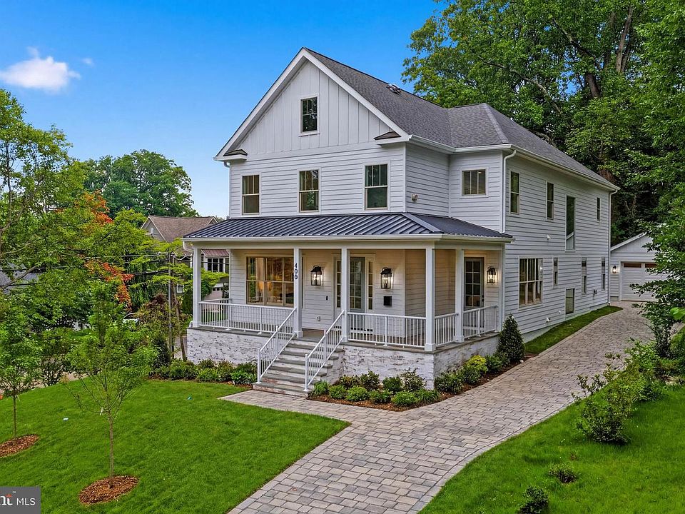 1st image of 400 Dorchester Rd