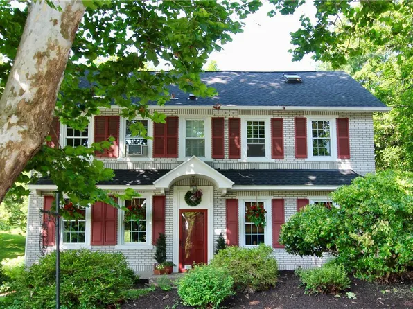 7042 Blue Church Rd S, Coopersburg, PA 18036