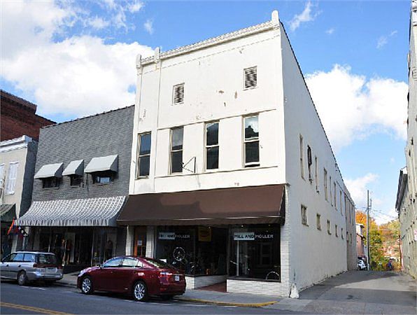 1st image of 118 Washington St W