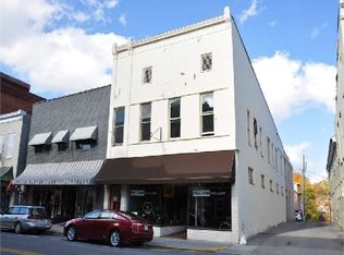 118 Washington St W, Lewisburg, WV 24901