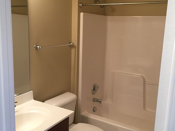 4th image of 38209 Lonsdale Pl #89