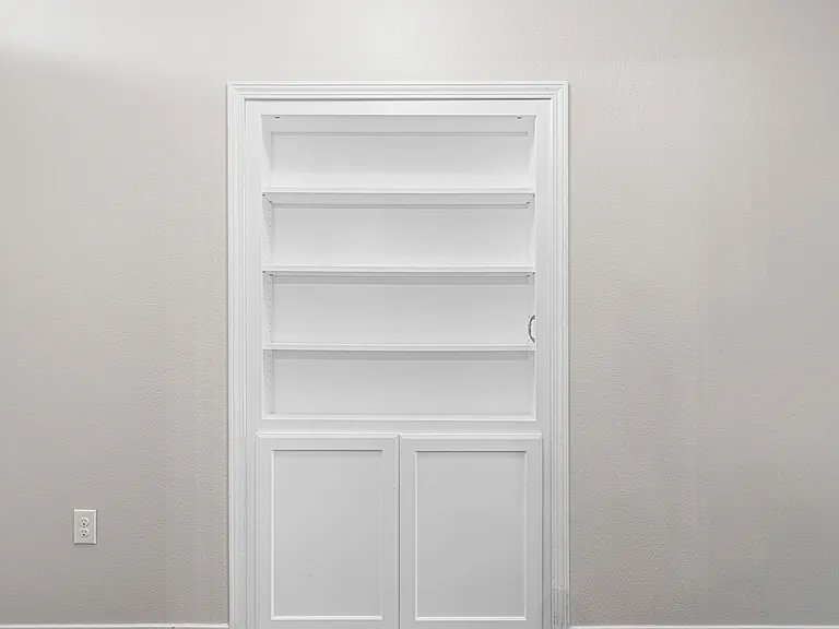 2132 Vizcaya Dr — Photo 9