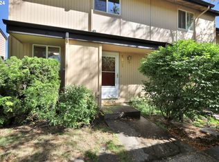 1511 Fetters Loop, Eugene, OR 97402