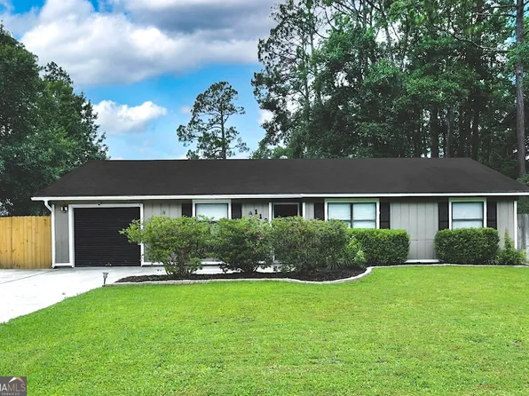 110 Pineneedle Ct, Kingsland, GA 31548
