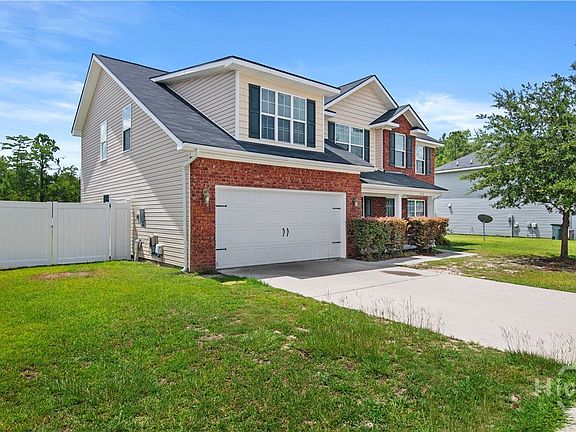 5th image of 172 Grandview Drive