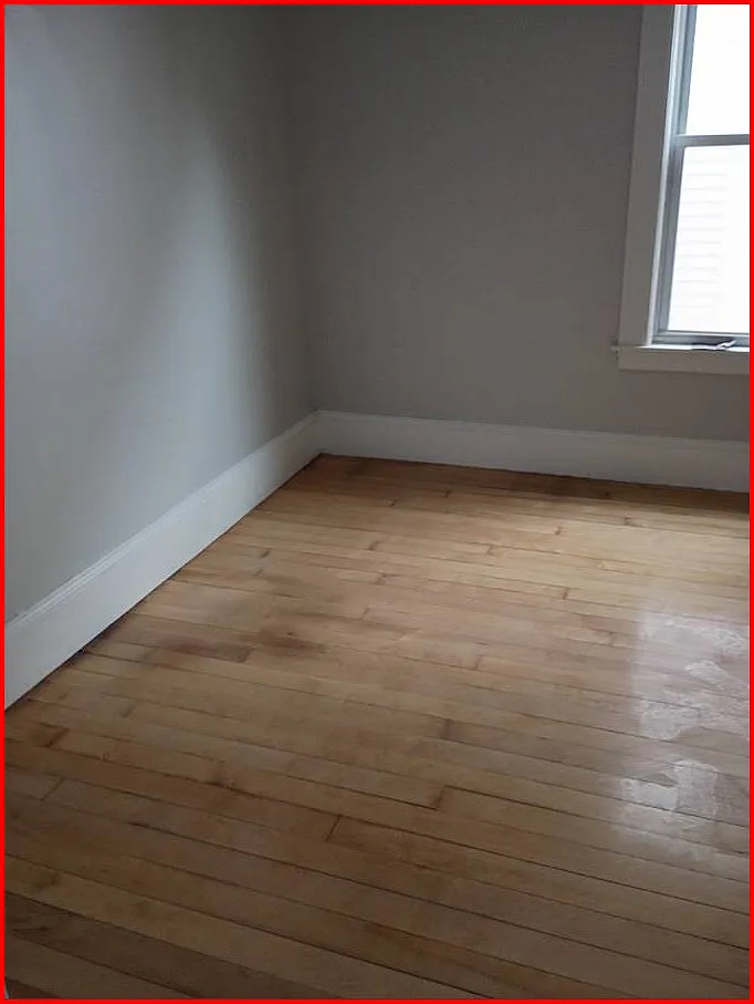 4 bed, $3,100 — Photo 1