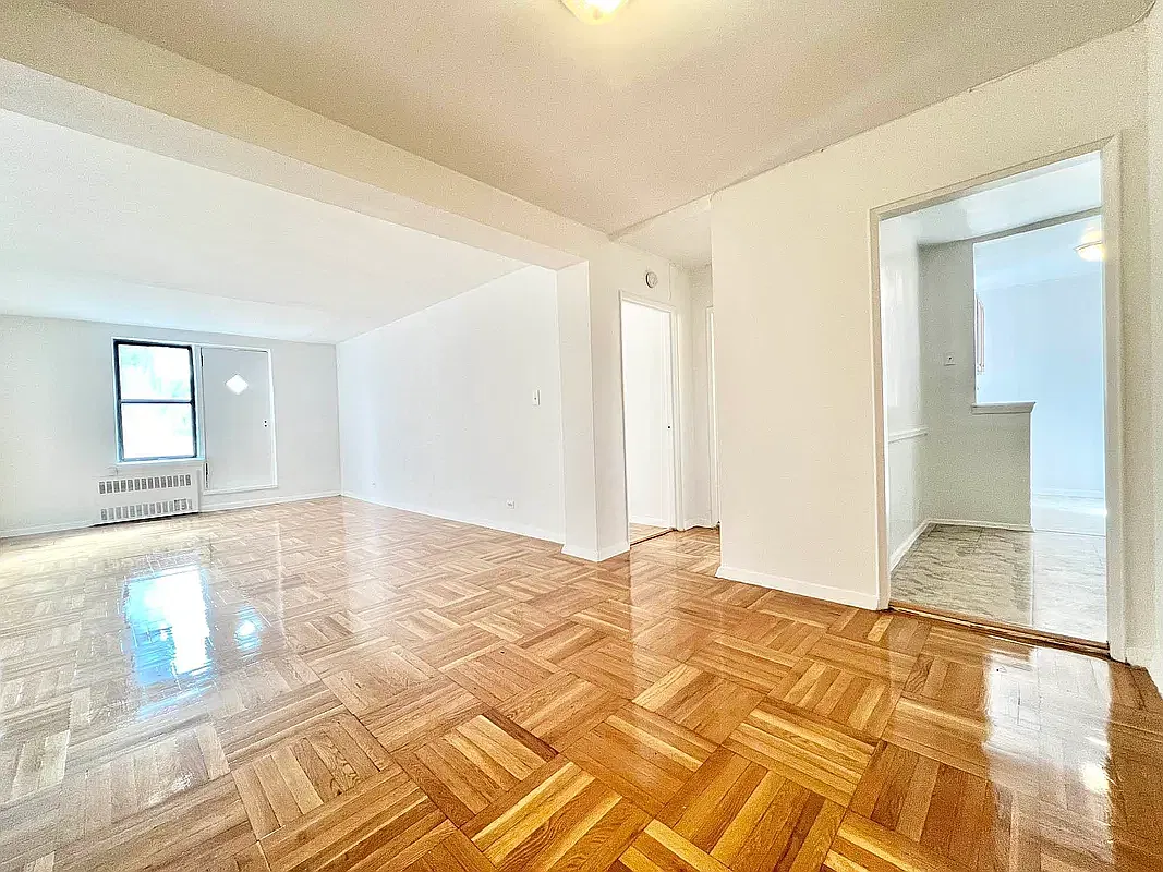 Studio, $1,281 — Photo 3
