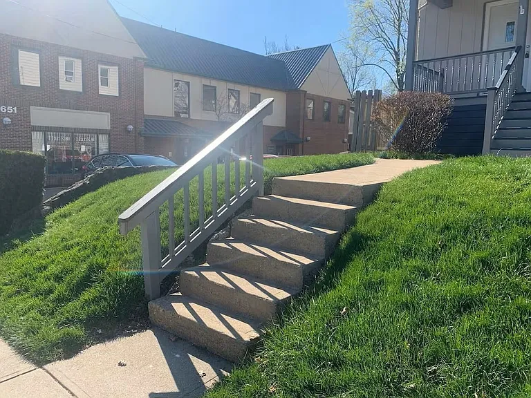 2639 Observatory Ave #1 — Photo 13