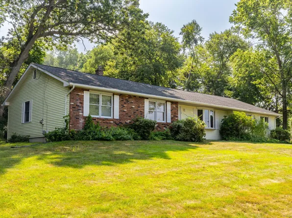 12 Charlton Avenue, Killingly, CT 06241