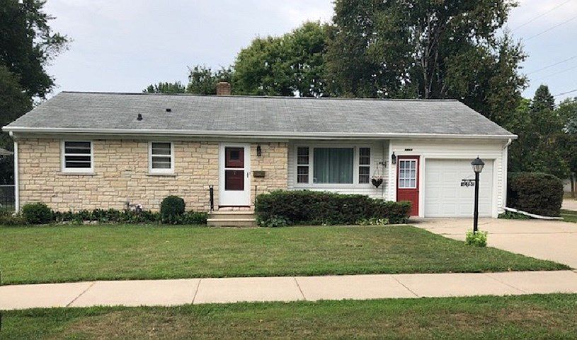 1st image of 1465 Langlade Ave