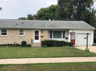 1465 Langlade Ave, Green Bay, WI 54304