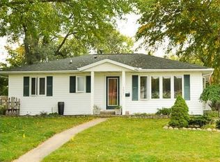 3801 Dalewood Ave SE, Cedar Rapids, IA 52403