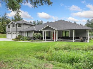 11329 Hummingbird Pl, North Saanich, BC V8L 5S3