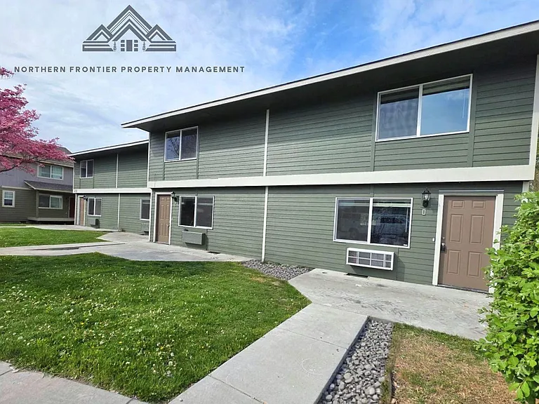418 SW 4th St — Photo 17