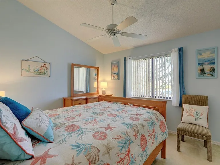 9635 Riverside Dr #4 — Photo 25