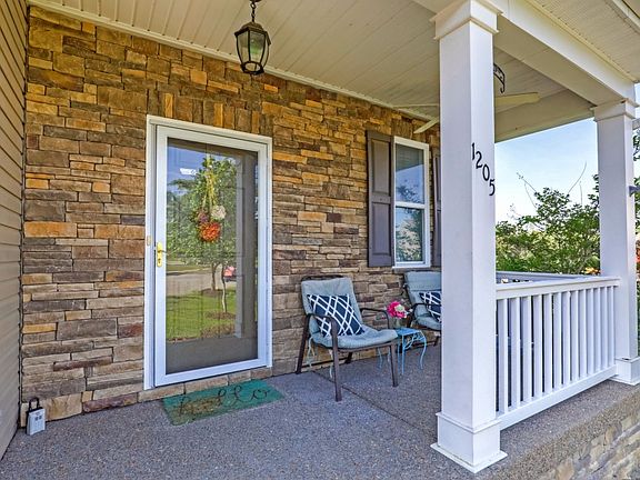 3rd image of 1205 Spruce Springs Ct