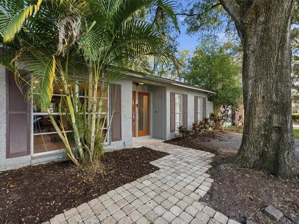 9627 HIDDEN OAKS CIRCLE, TAMPA, FL 33612