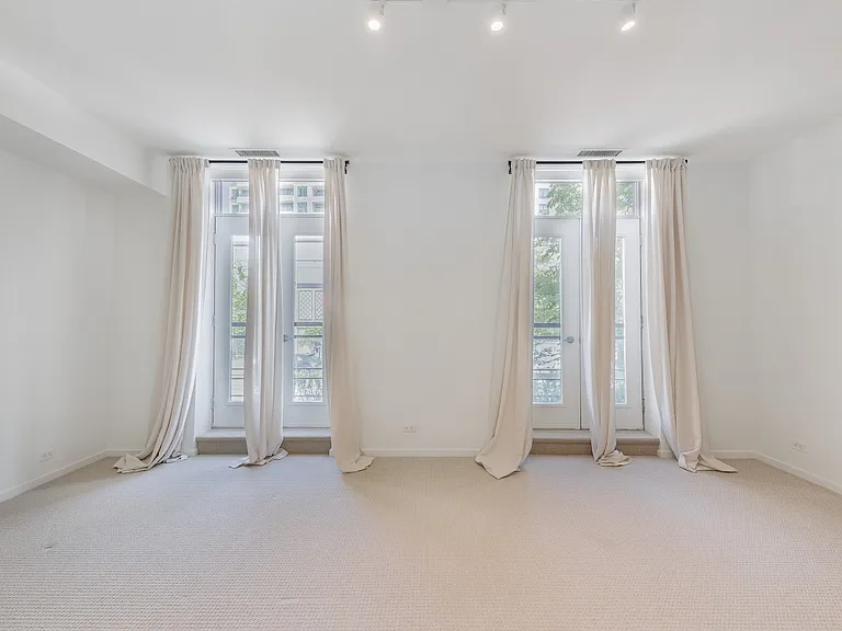 33 Price St #3 — Photo 20