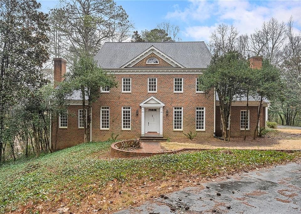 1st image of 1110 Mount Paran Rd NW