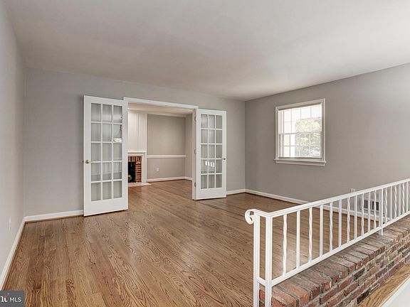 5th image of 2428 Luckett Ave