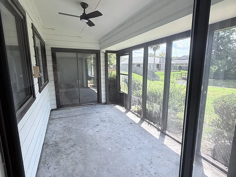 2020 Indian Springs Dr — Photo 23