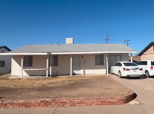 6132 W Hollyhock Dr, Phoenix, AZ 85033