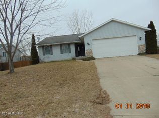 7054 Buchanan Ave SW, Grand Rapids, MI 49548