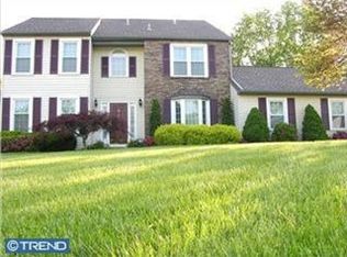 2 Deer Path Ln, Newark, DE 19711