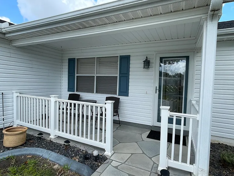 1212 Palmetto Dr — Photo 3