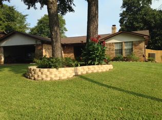 1301 Ravencrest Dr, Longview, TX 75605