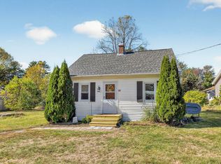 17 Coolidge Ave, Saco, ME 04072