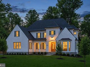 9115 Redwood Ave, Bethesda, MD 20817