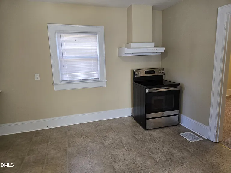 205 N Smithfield Rd — Photo 12