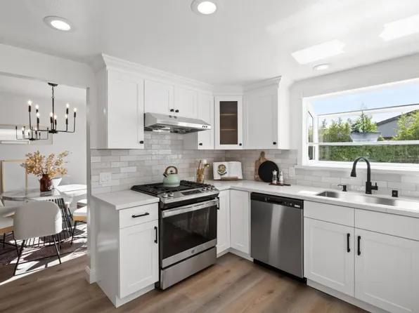 4109 Suzie St, San Mateo, CA 94403