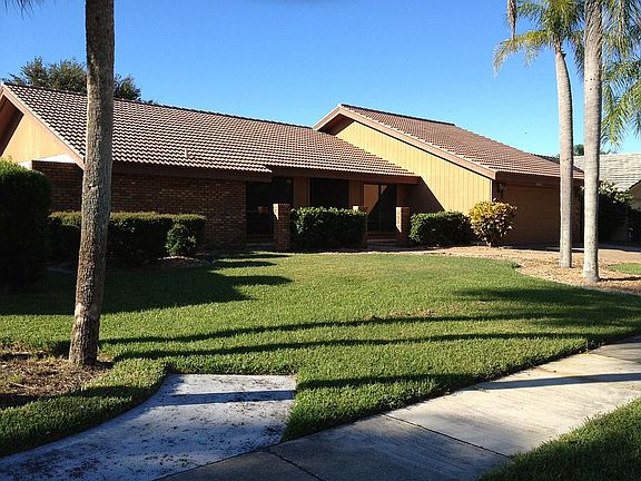 2nd image of 2970 Captiva Dr