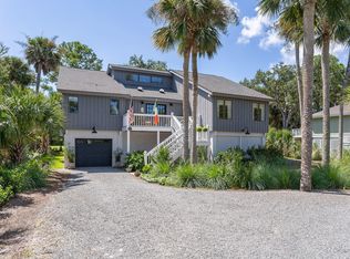 517 Remora Dr, Saint Helena Island, SC 29920