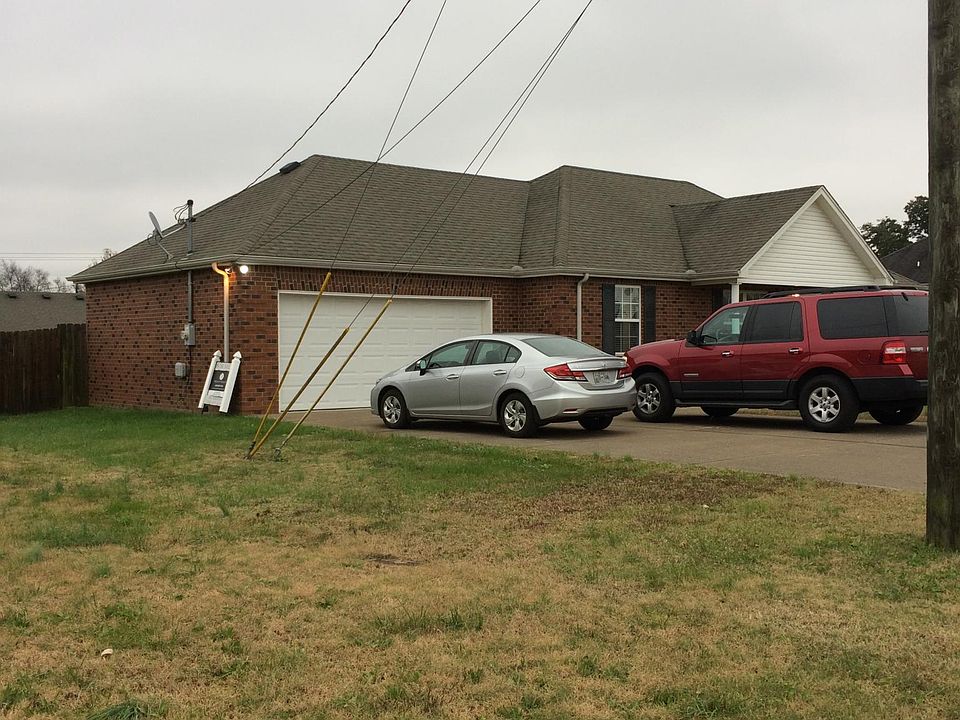 1st image of 1006 Ezra St